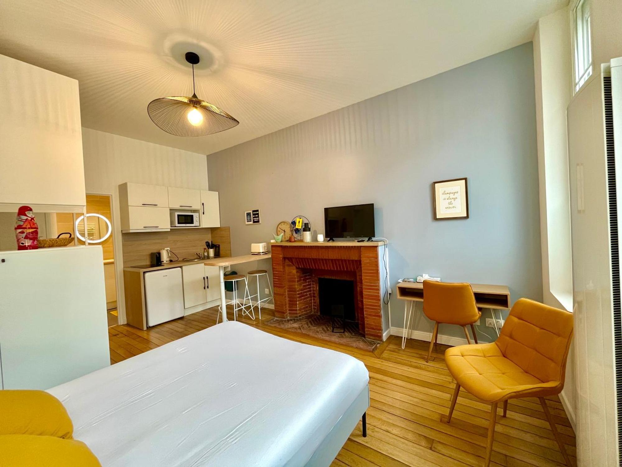 Clovis - 1 Apartment